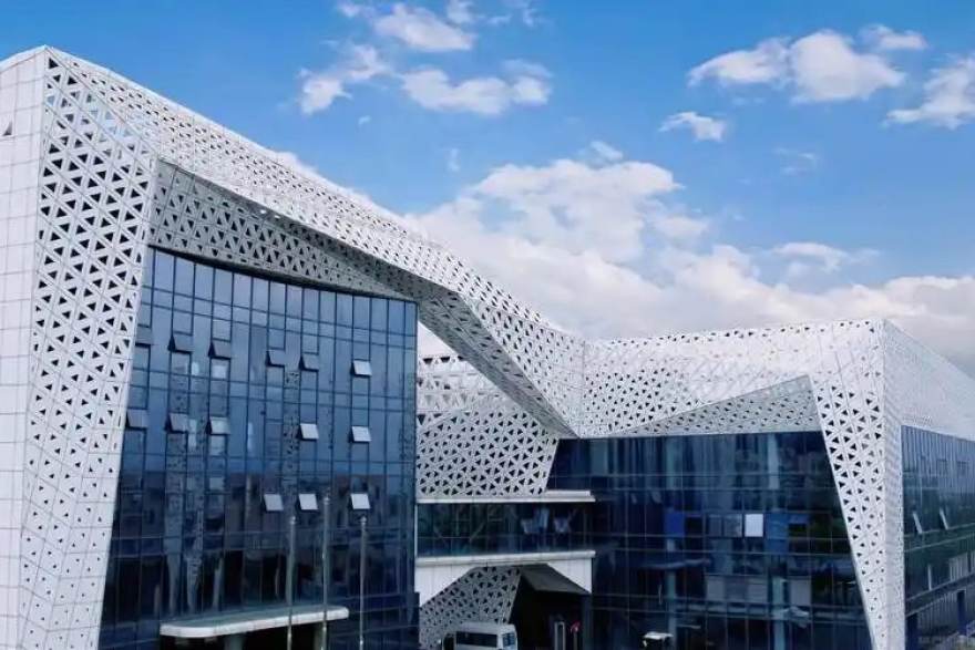 天下足球网移动客户端发布阶段示意